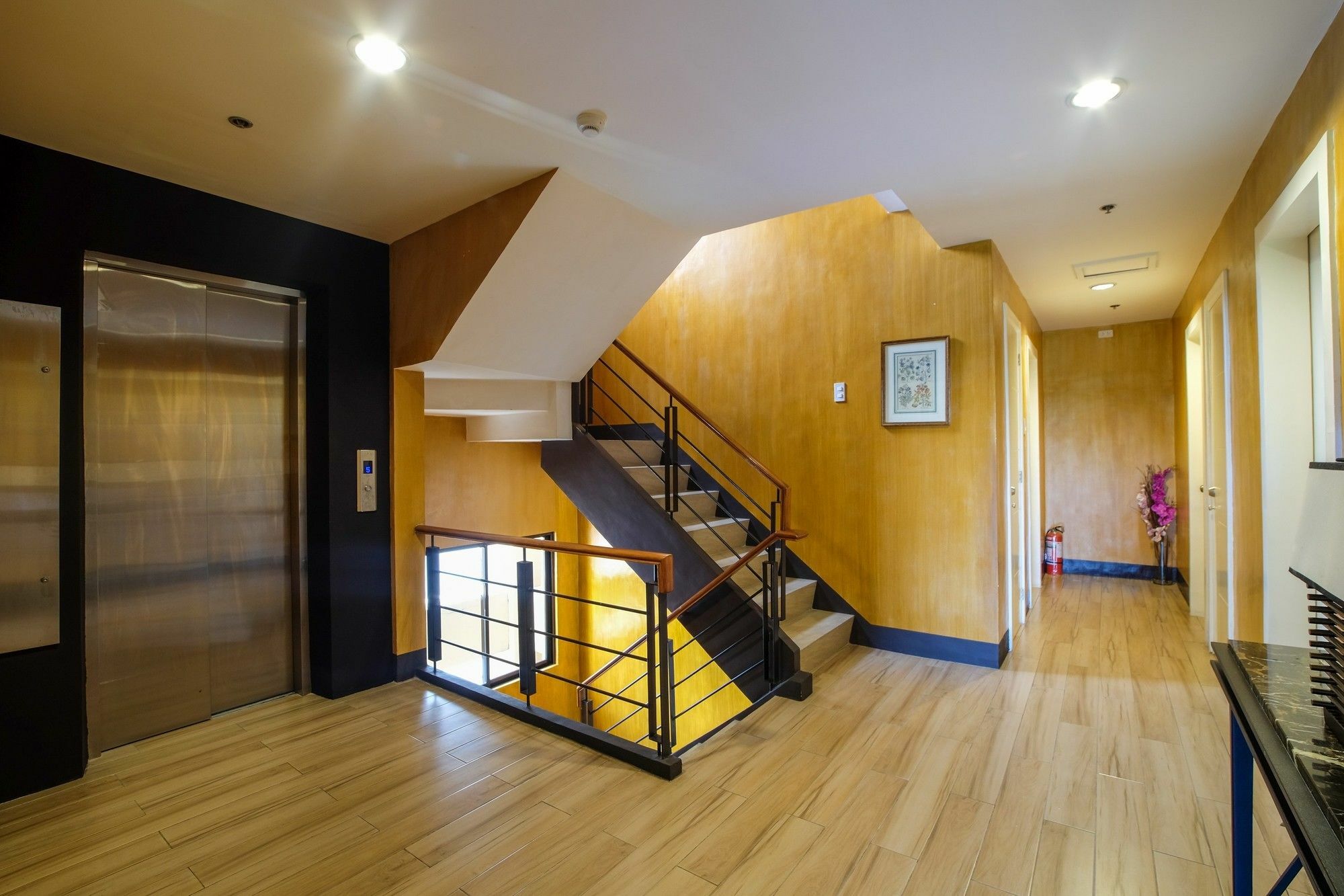 מנילה Zen Rooms Del Pilar Malate מראה חיצוני תמונה
