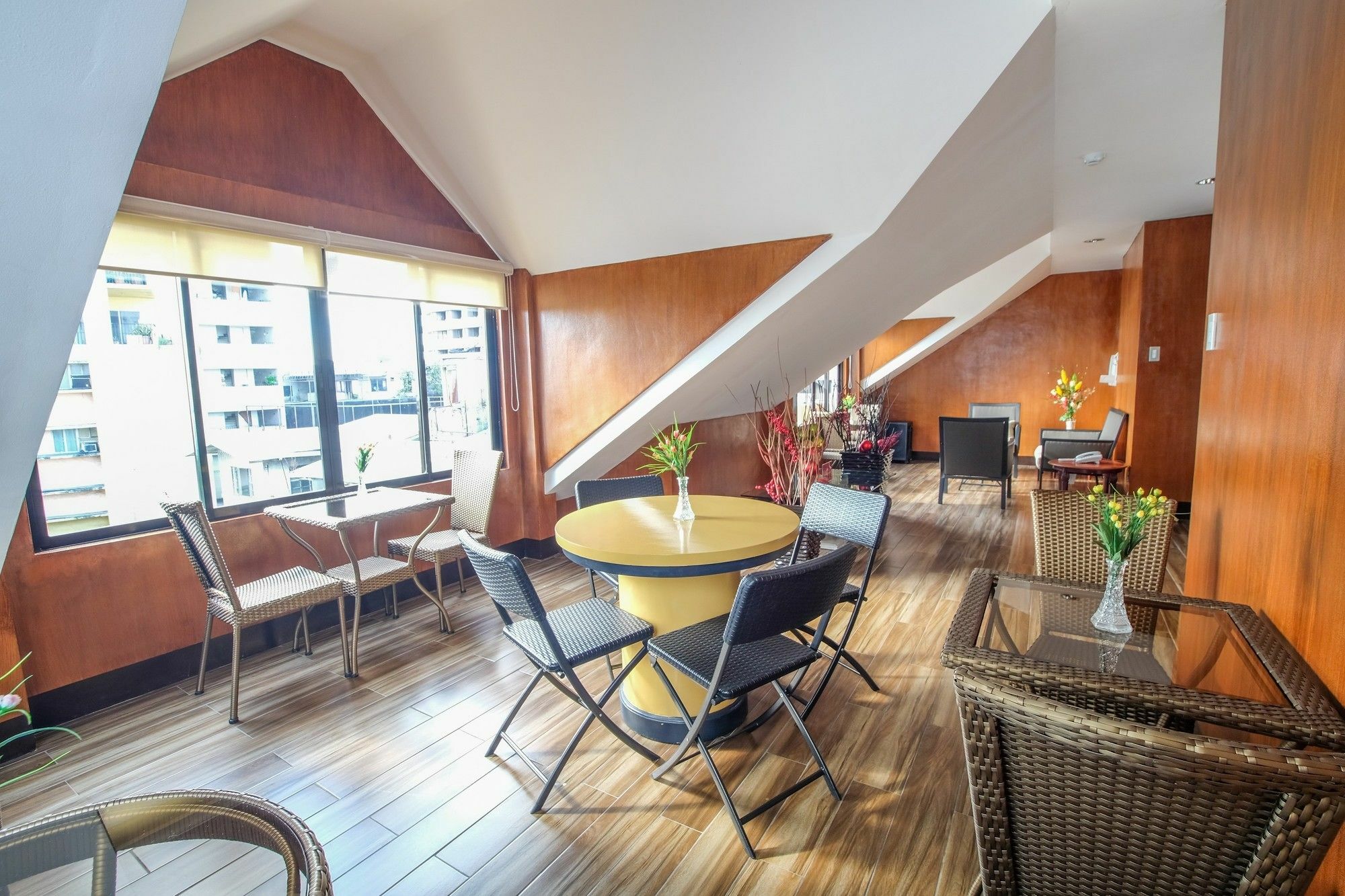 מנילה Zen Rooms Del Pilar Malate מראה חיצוני תמונה