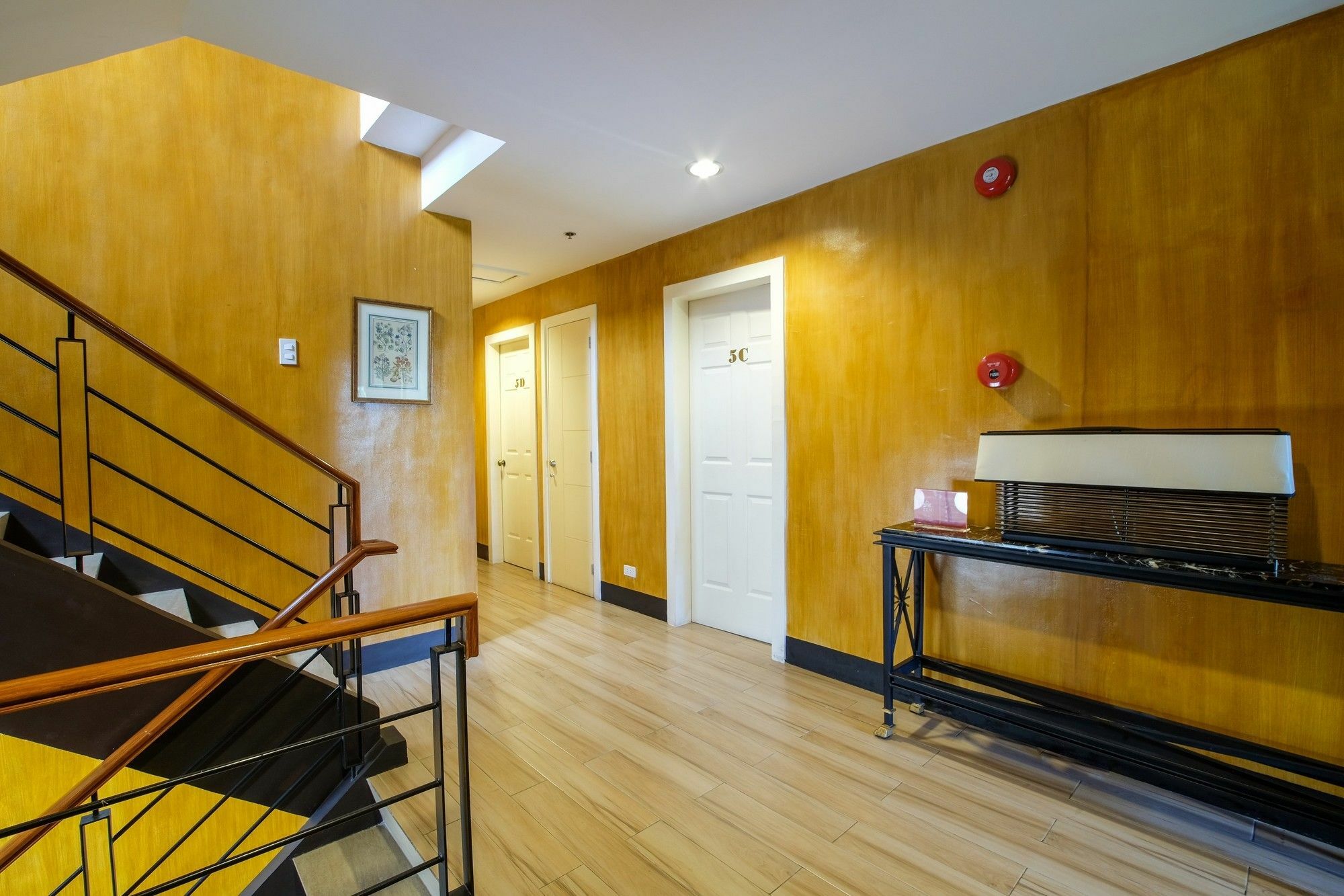 מנילה Zen Rooms Del Pilar Malate מראה חיצוני תמונה